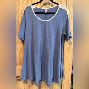 LuLaRoe Blue Short Sleeve Top